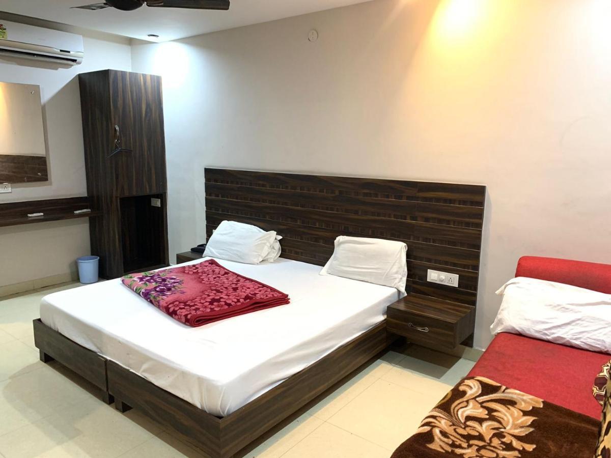 Hotel Sukhman Residency Amritsar Buitenkant foto