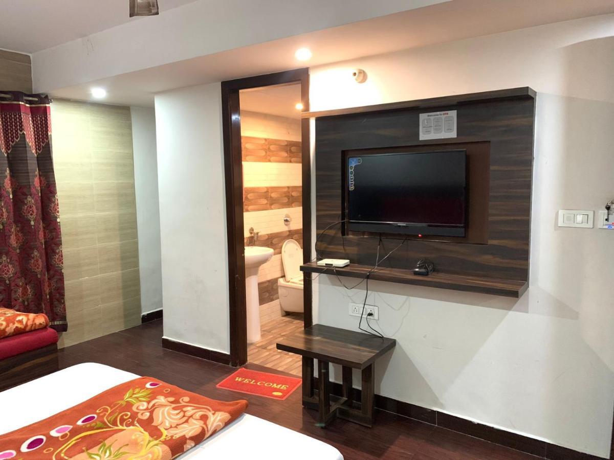 Hotel Sukhman Residency Amritsar Buitenkant foto