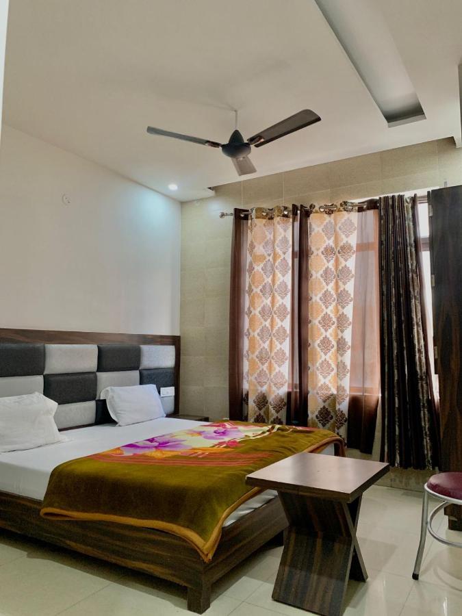 Hotel Sukhman Residency Amritsar Buitenkant foto