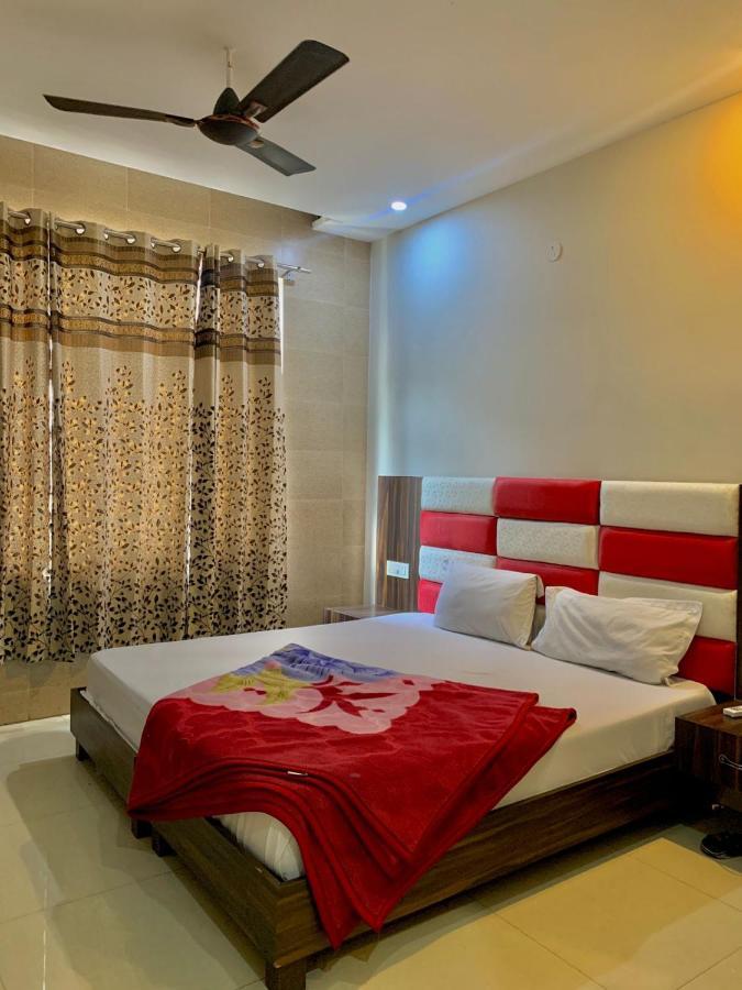 Hotel Sukhman Residency Amritsar Buitenkant foto