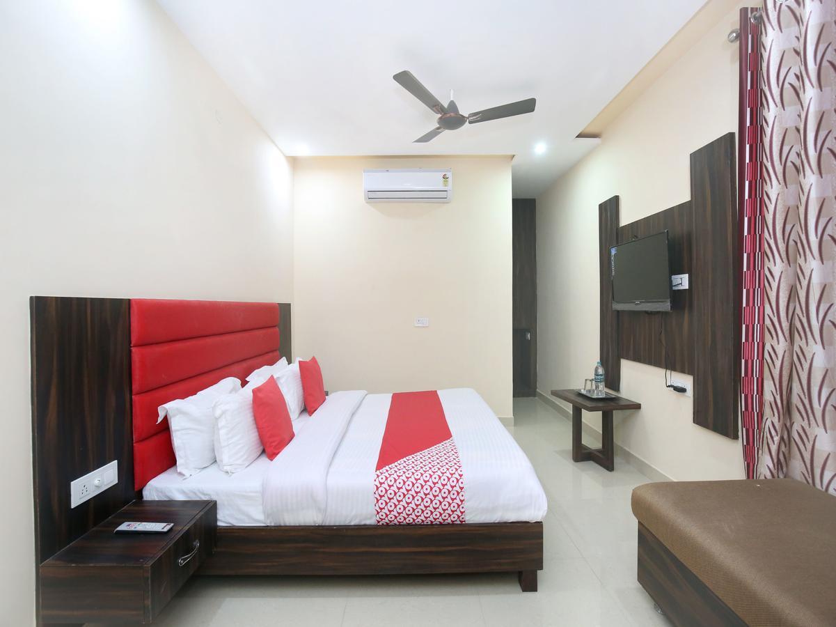 Hotel Sukhman Residency Amritsar Buitenkant foto